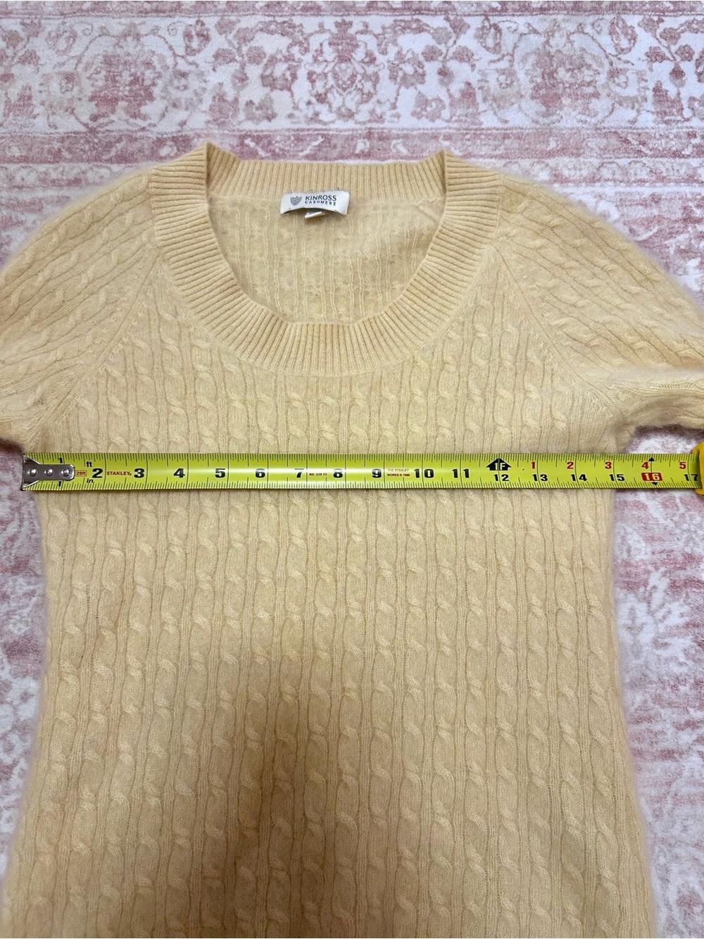 Cashmere 💛 Kinross Cable Knit 3/4 Sleeve Sweater - Picture 8 of 10
